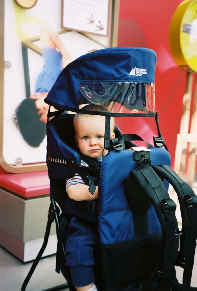 Mec hiking 2025 backpack baby
